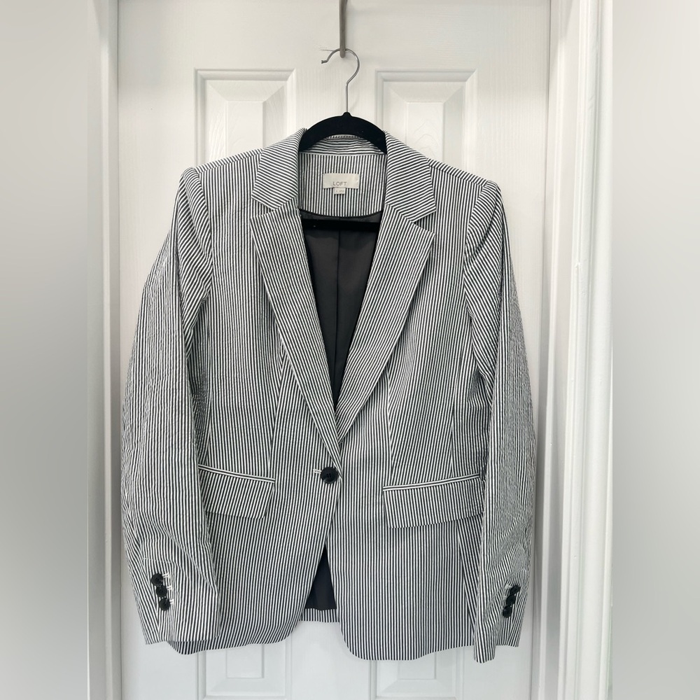LOFT Seersucker Blue and White Cotton Blazer Sz 4